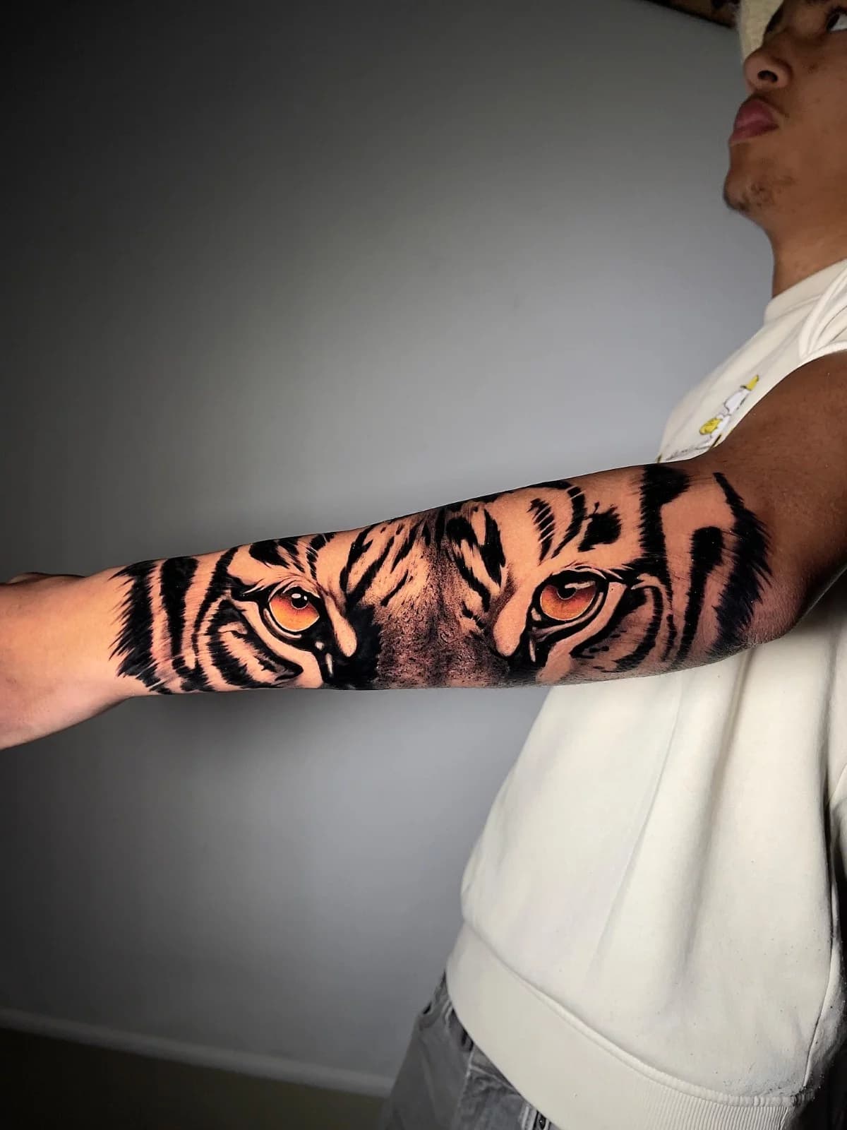 Retrato de FPerez, tatuador en Utopía Tattoo Barcelona
