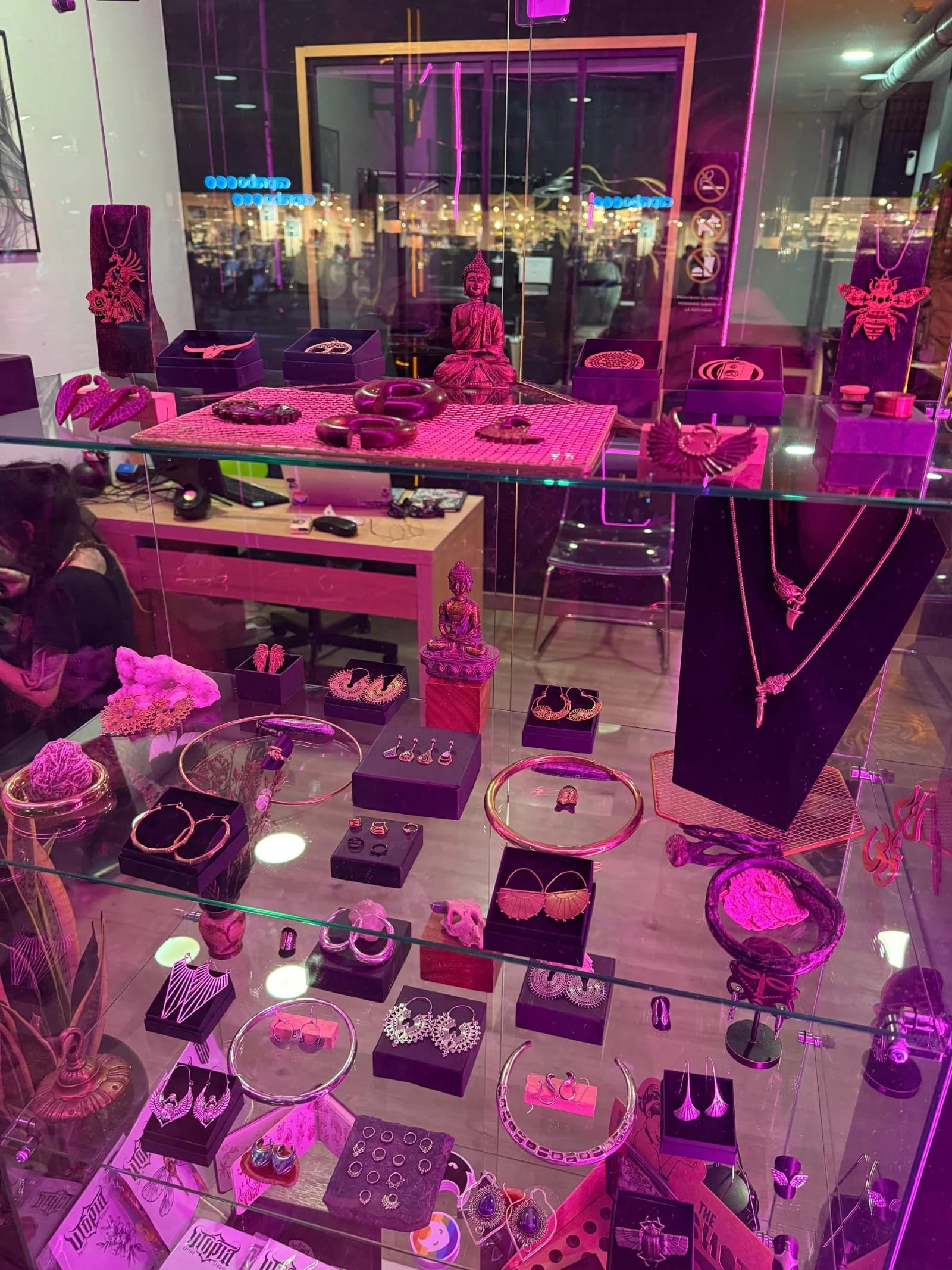 Joyas y piercings que combinan con tu tatuaje